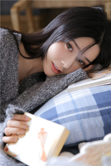 草莓丝瓜榴莲污污无限看下载探索草莓丝瓜榴莲的无限可能——色情内容下载的注意事项-第3张图片