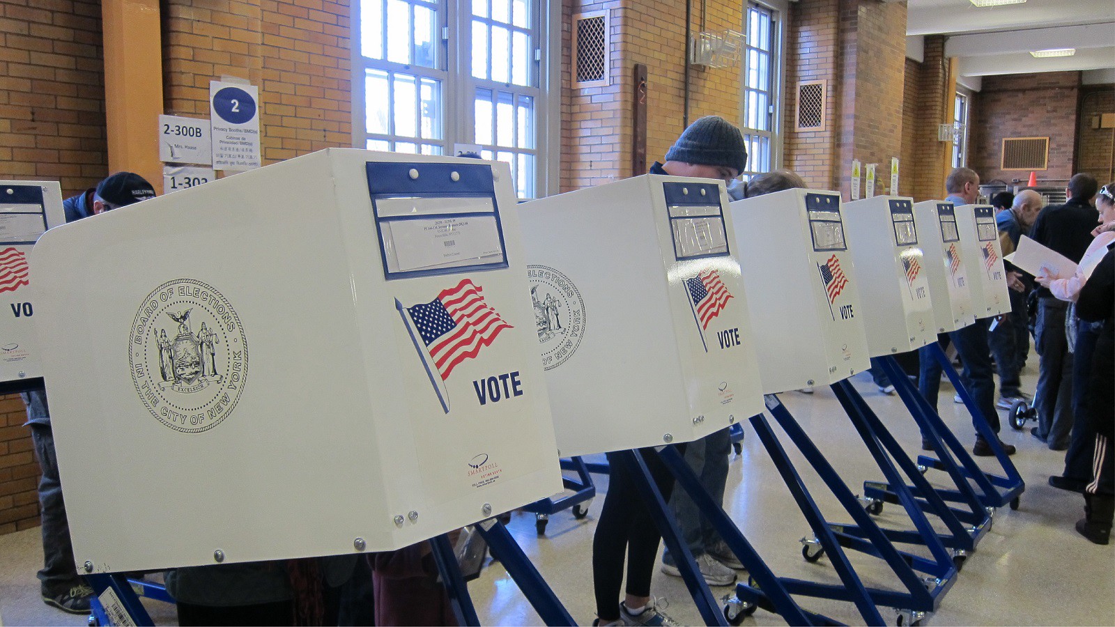eighteen-year-olds are not mature enough to vote.关于FREESEXVIDEOS与老少配的探讨