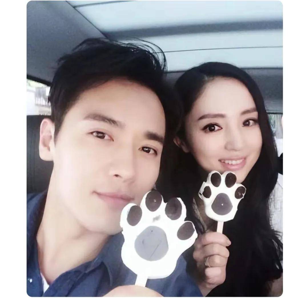 董璇高云翔婚礼董璇高云翔婚礼，浪漫时刻的永恒记忆-第2张图片