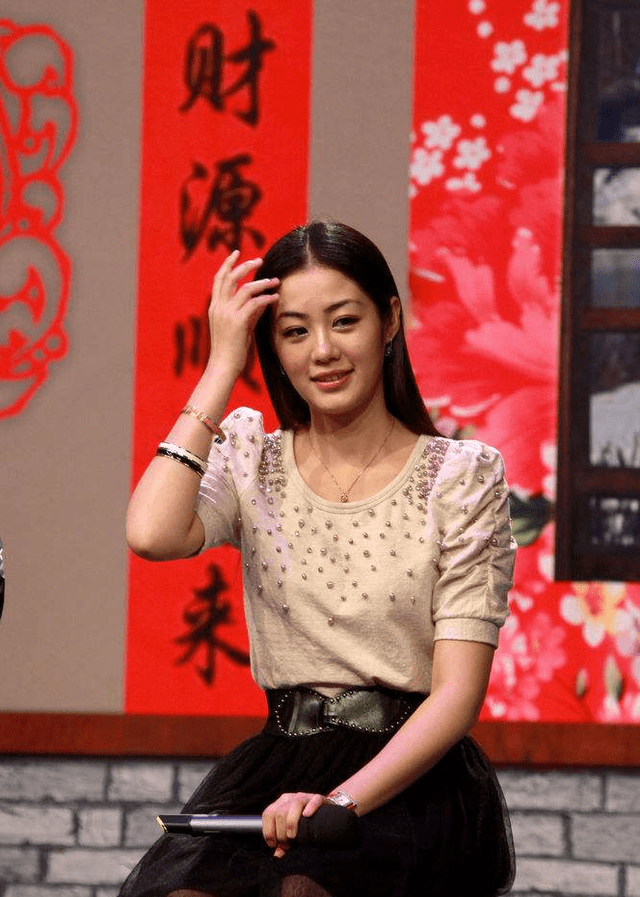 被大肉榛征服的警花警花被大肉榛征服的奇妙之旅